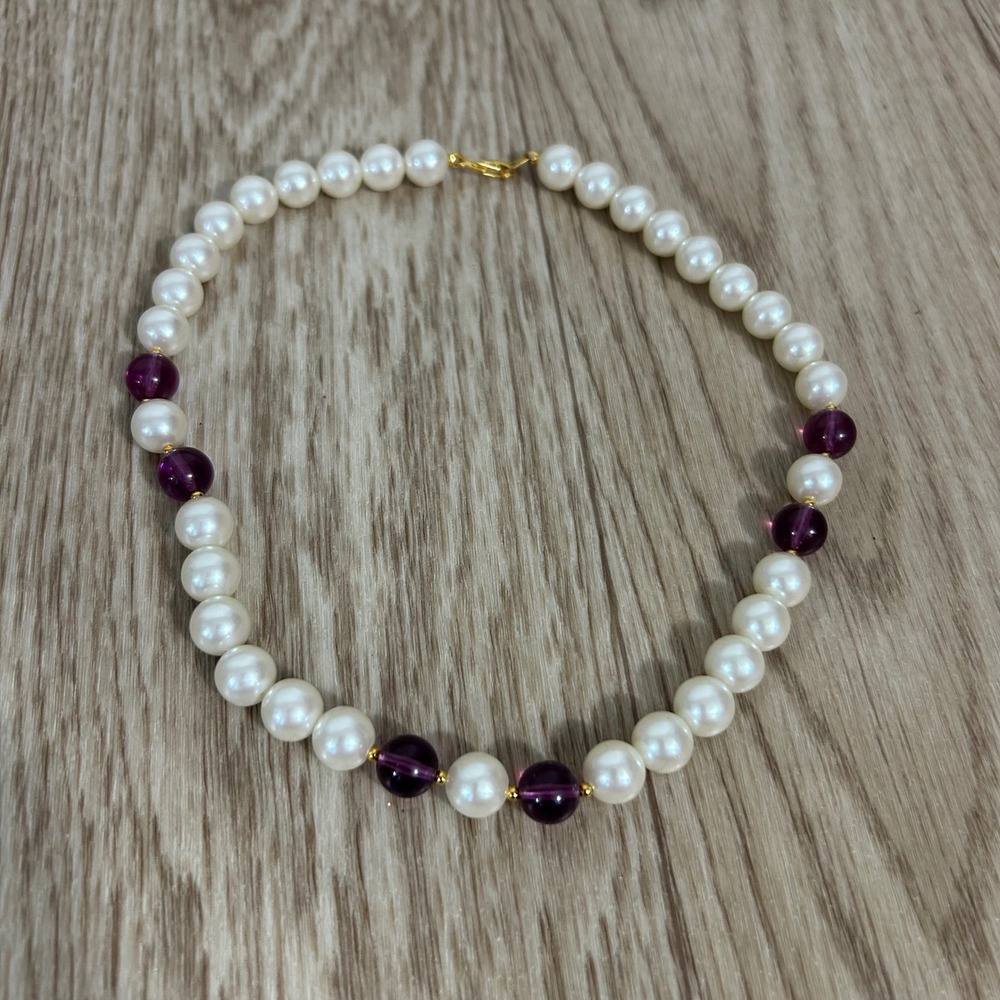 Unbranded Pearl Bead Necklace Womens 15.5" White Purple Faux  Pearl CHOKE